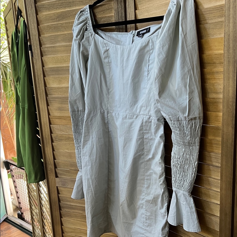 Elegant Long Sleeve Light Gray Dress